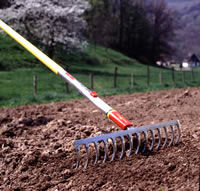 Rastrillado de suelo © Outils WOLF